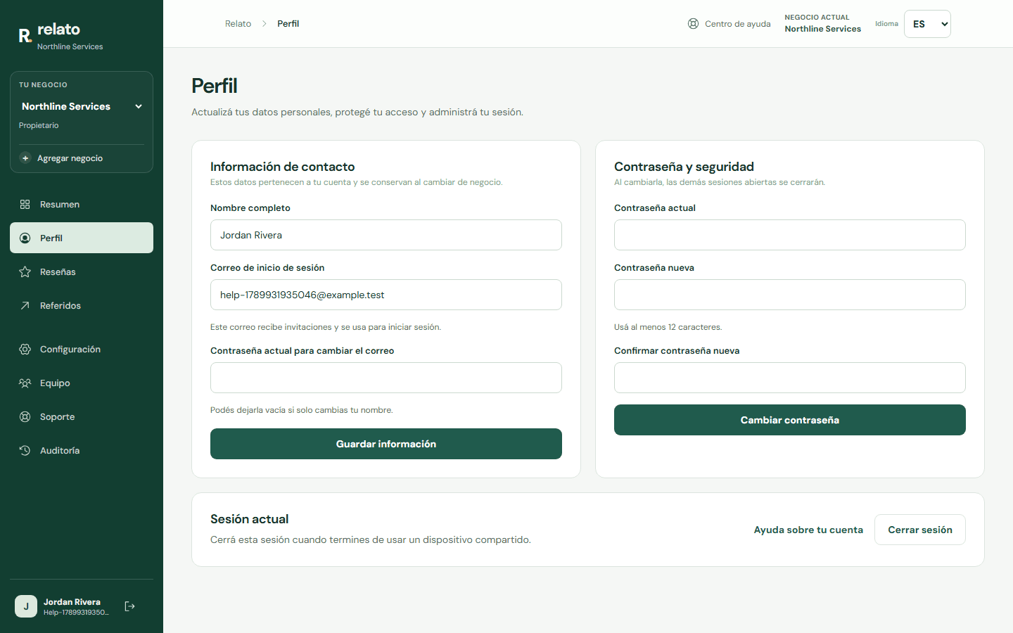 Abre Perfil desde la navegación del panel o seleccionando tu nombre en la barra lateral. — Escritorio: Editá tu nombre aquí.