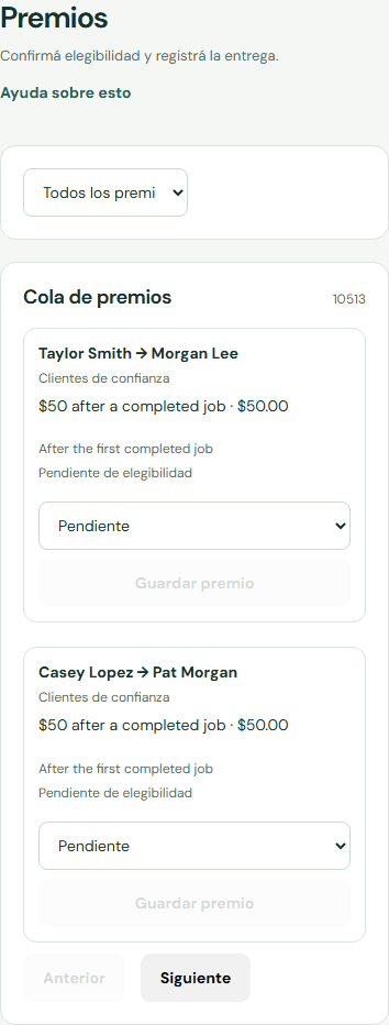Revisa y entrega los premios. — Móvil